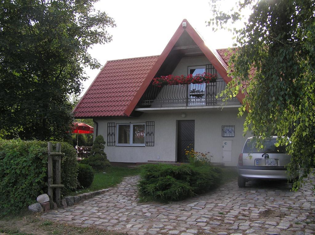 Domek Pod Klonami Na Mazurach Guty Room photo
